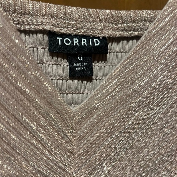 Torrid Blush Pink Tea Length Fluted Dress 0 - Picture 8 of 8